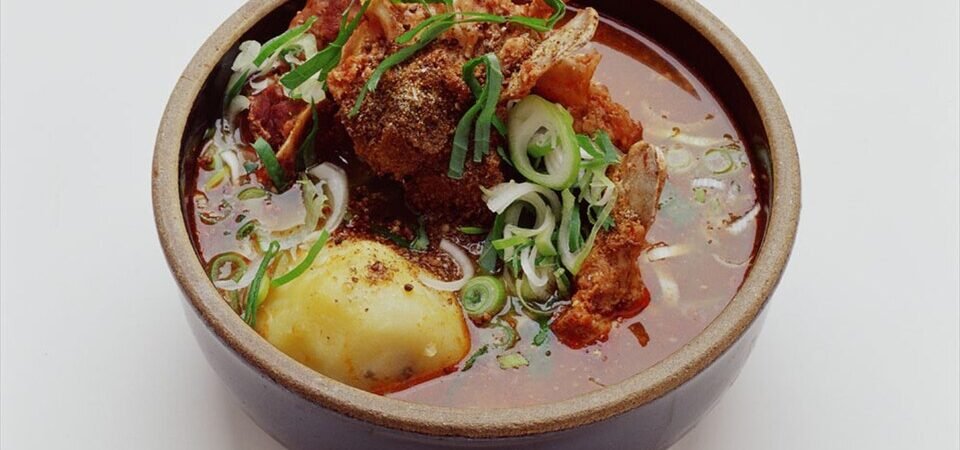 Gamjatang in Seoul: Origin, Price & 2 Best Places (2026)