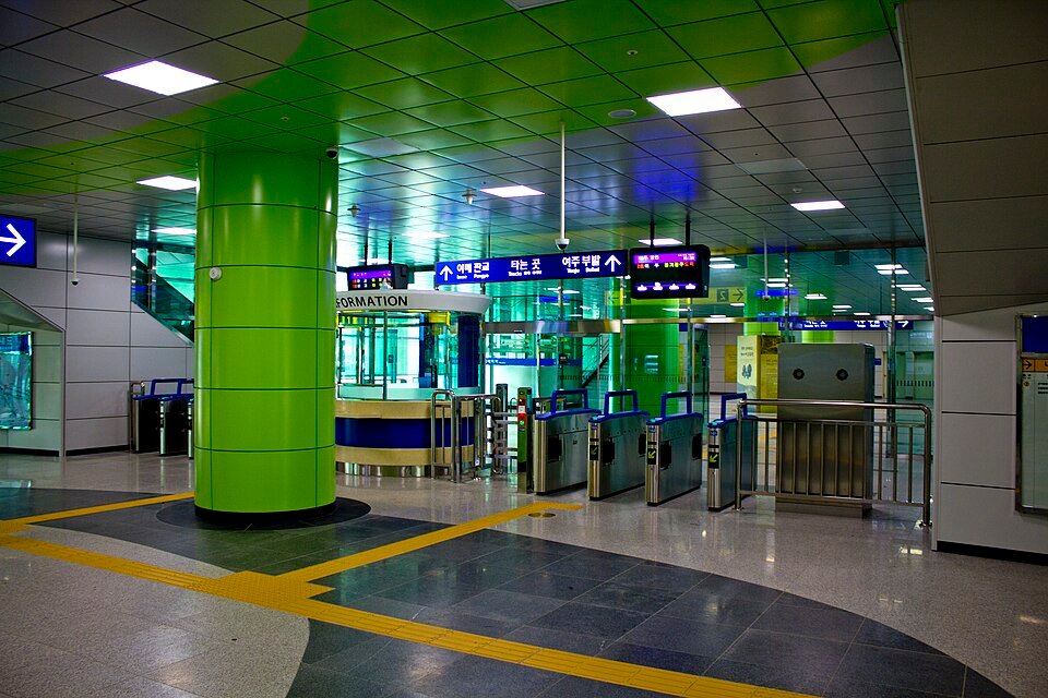 Gonjiam Station on the Gyeonggang Line, gateway to Hwadam Forest