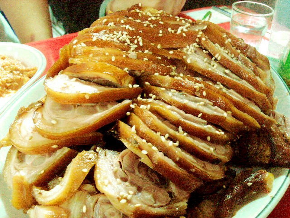 Jokbal in Seoul: Price, Taste & 2 Best Places (2026)