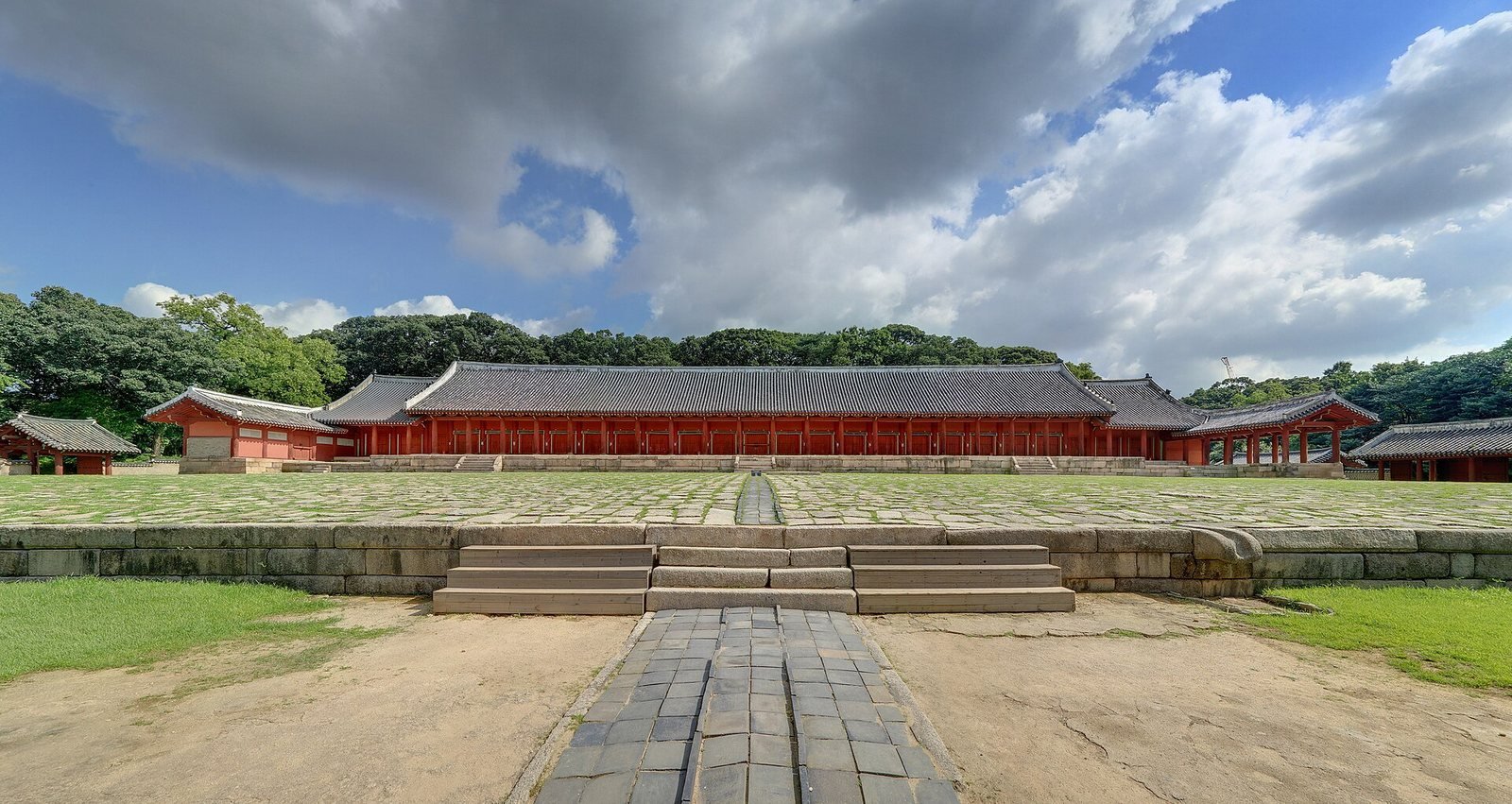 Jongmyo Shrine Seoul: Hours, Tickets, Subway & Food