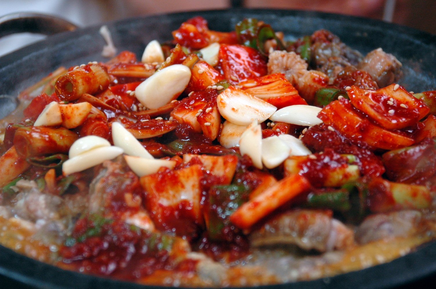 Kkomjangeo bokkeum, Korean stir-fried hagfish in a red chili sauce