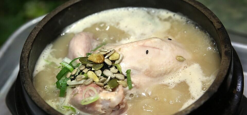 Samgyetang in Seoul: Price, Taste & 2 Best Places (2026)